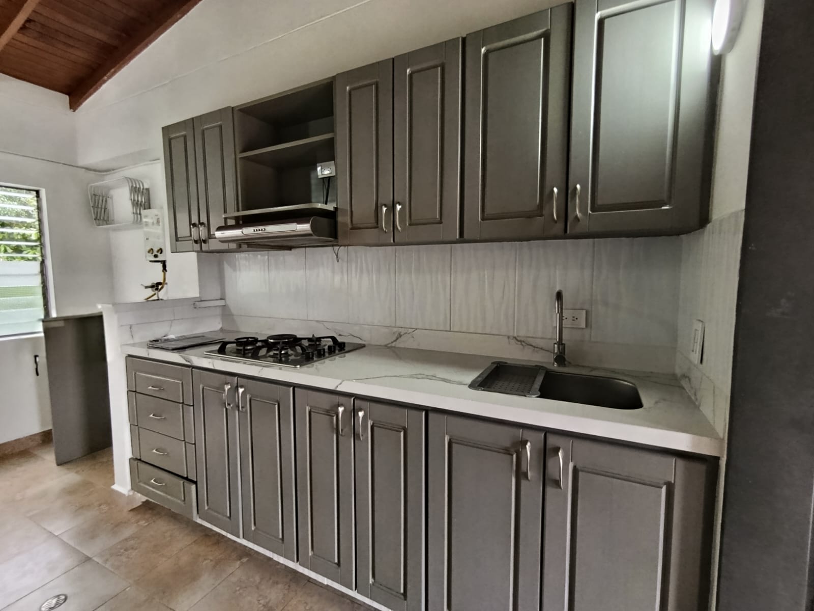 Apartamento en arriendo en Belén, Medellín · foto 3 de 20