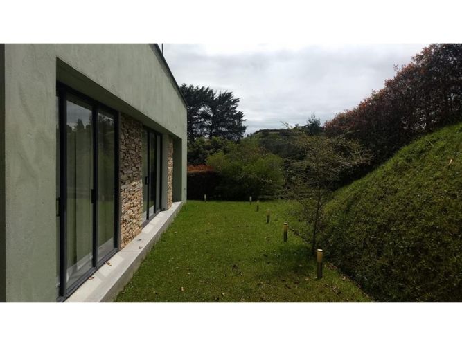 Casa de 3 alcobas en venta en La Ceja, 250 m² · foto 4 de 24