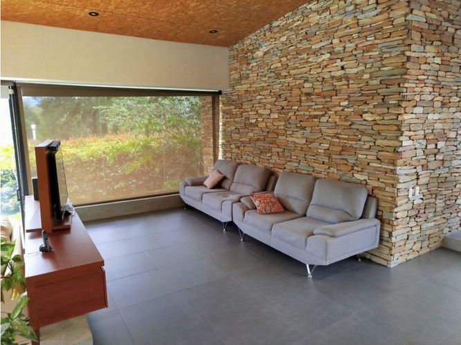Casa de 3 alcobas en venta en La Ceja, 250 m² · foto 19 de 24