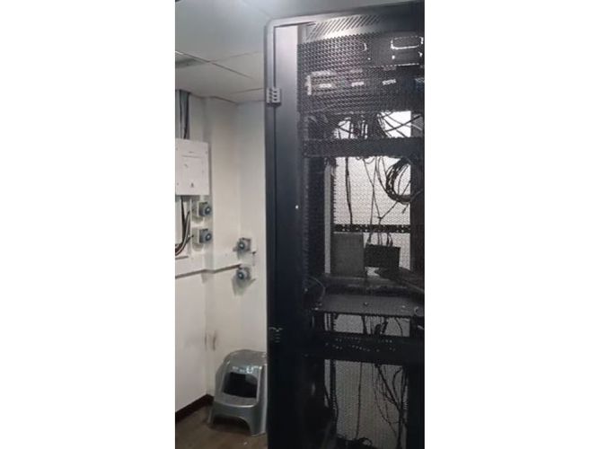 Oficina en arriendo en El Poblado, Medellín, 203 m² · foto 15 de 16