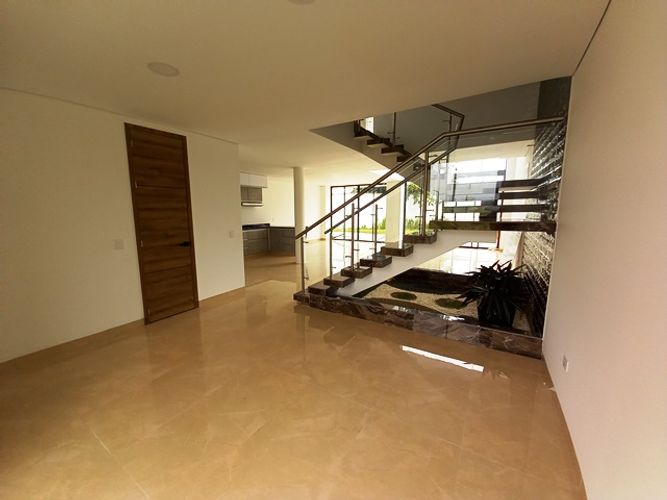 Casa de 3 alcobas en venta en Las Mercedes, Jamundí, 330 m² · foto 9 de 24