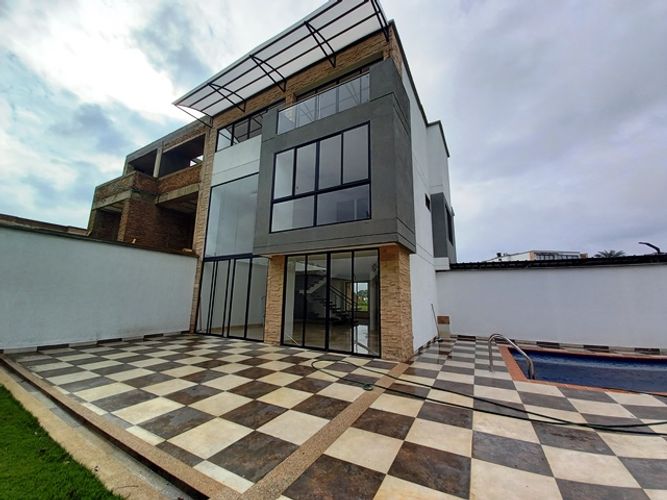 Casa de 3 alcobas en venta en Las Mercedes, Jamundí, 330 m² · foto 11 de 24