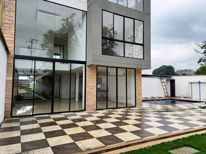 Casa de 3 alcobas en venta en Las Mercedes, Jamundí, 330 m² · foto 15 de 24