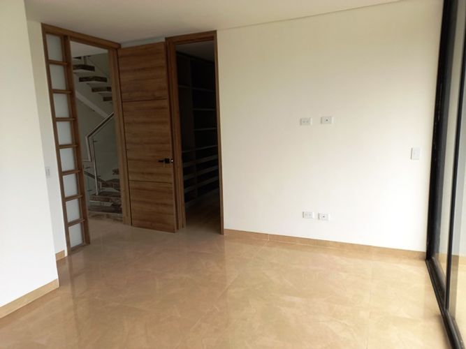 Casa de 3 alcobas en venta en Las Mercedes, Jamundí, 330 m² · foto 21 de 24