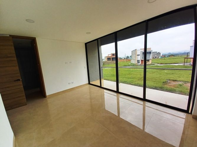 Casa de 3 alcobas en venta en Las Mercedes, Jamundí, 330 m² · foto 24 de 24