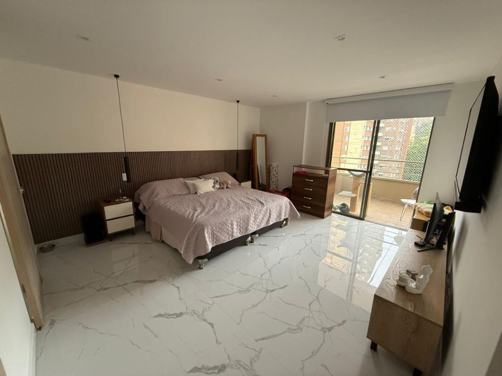 Apartamento en venta en El Poblado, Medellín [No disponible] 3