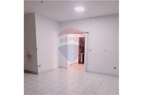 Casa-Alquiler-Lapacho y Carios, Hipódromo, Asunción — foto 3
