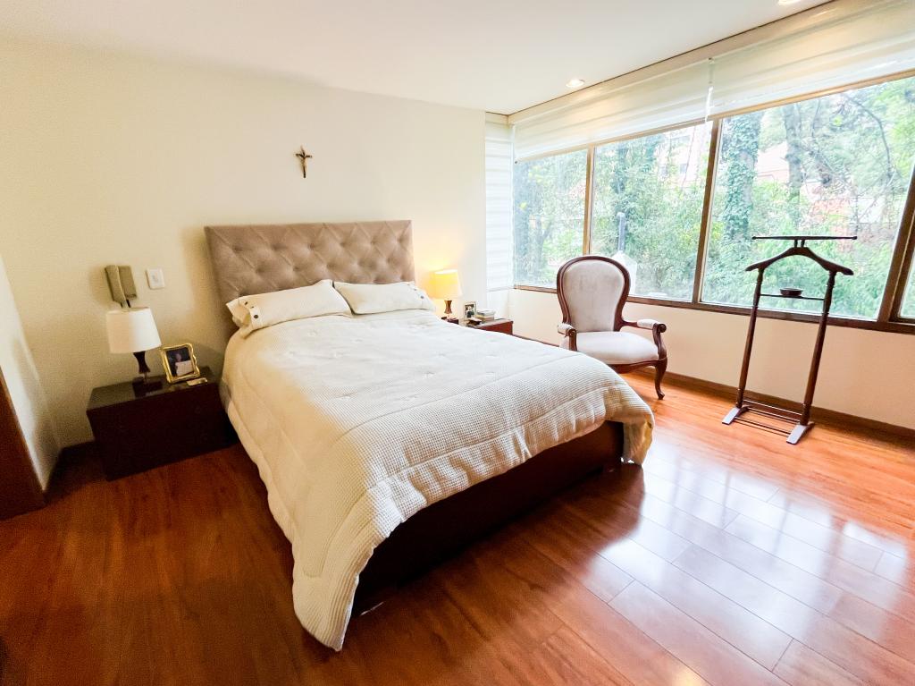 Apartamento en venta en Gratamira, Bogotá · foto 3 de 24