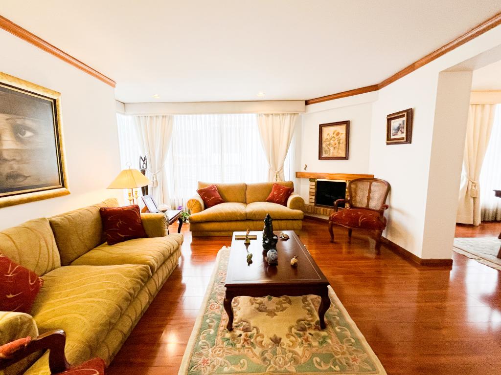Apartamento en venta en Gratamira, Bogotá · foto 9 de 24