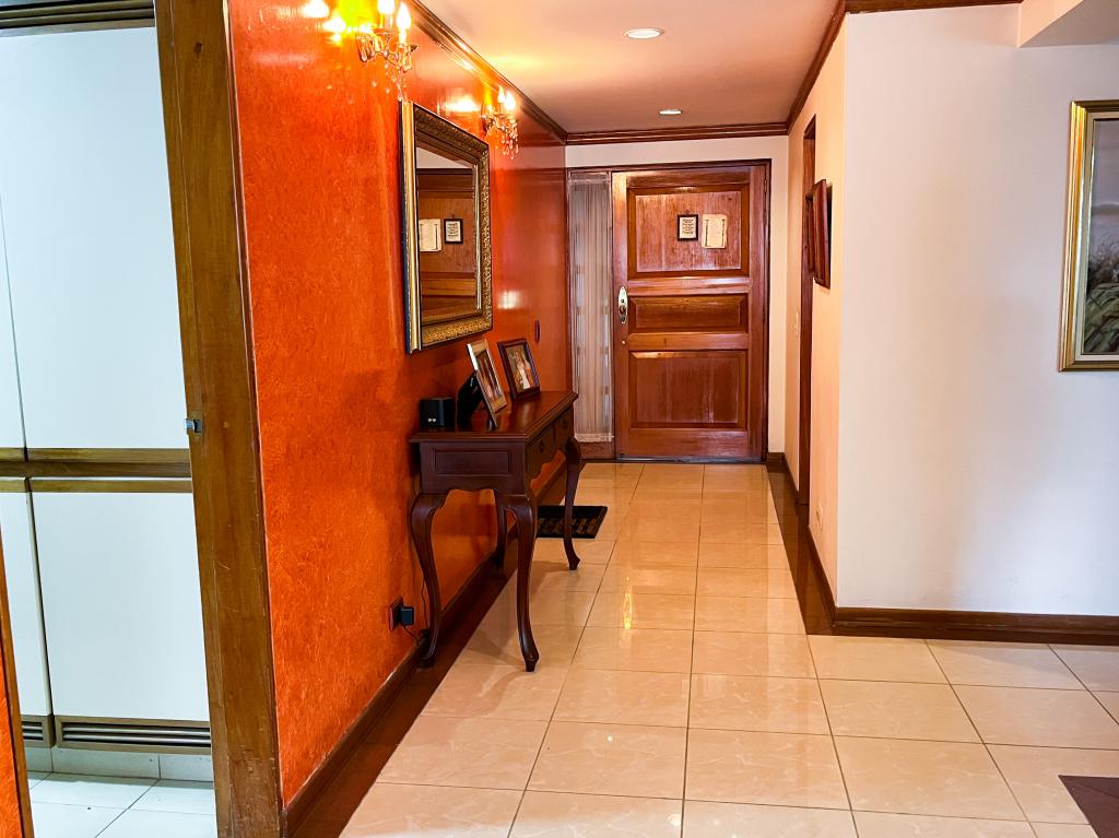 Apartamento en venta en Gratamira, Bogotá · foto 10 de 24