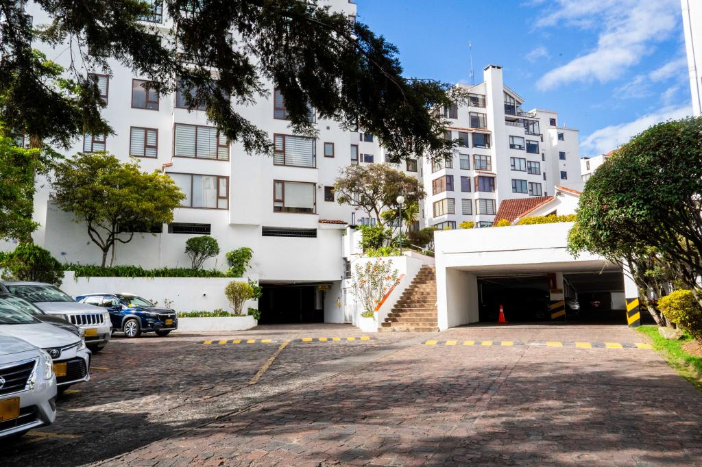 Apartamento en venta en Gratamira, Bogotá · foto 23 de 24