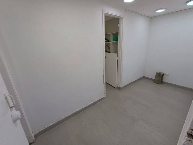 Casa de 12 alcobas en venta en La Aguacatala, Medellín, 400 m² · foto 4 de 24