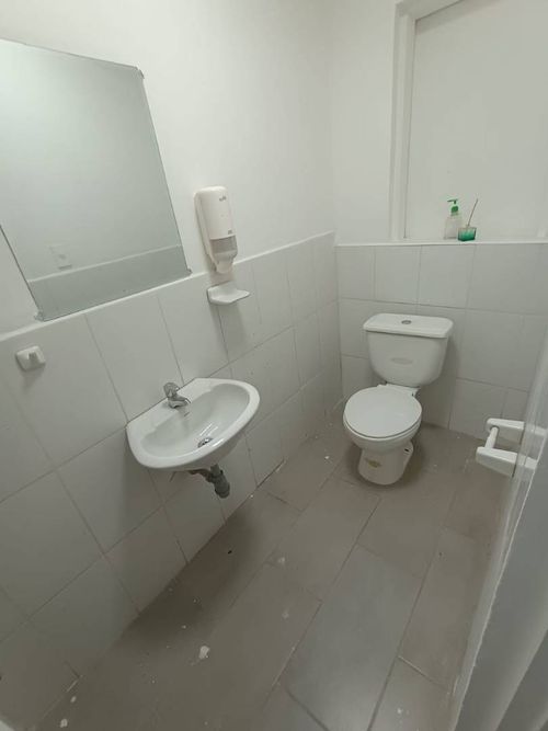Casa de 12 alcobas en venta en La Aguacatala, Medellín, 400 m² · foto 22 de 24
