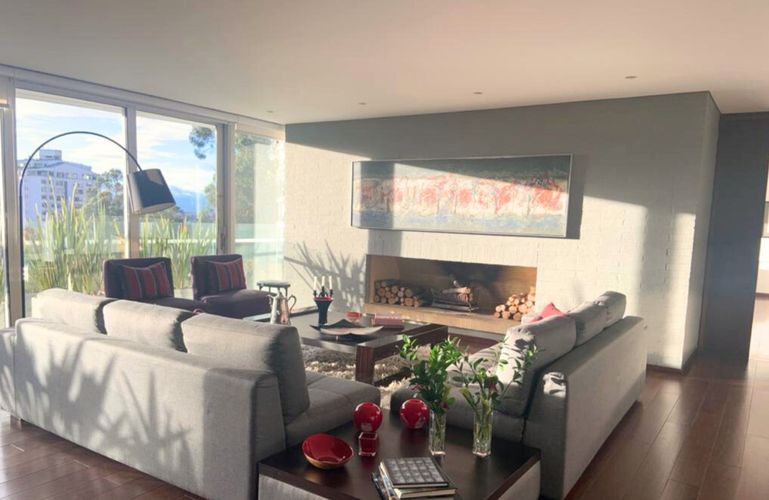 Apartamento en venta en Los Rosales, Bogotá · foto 2 de 10