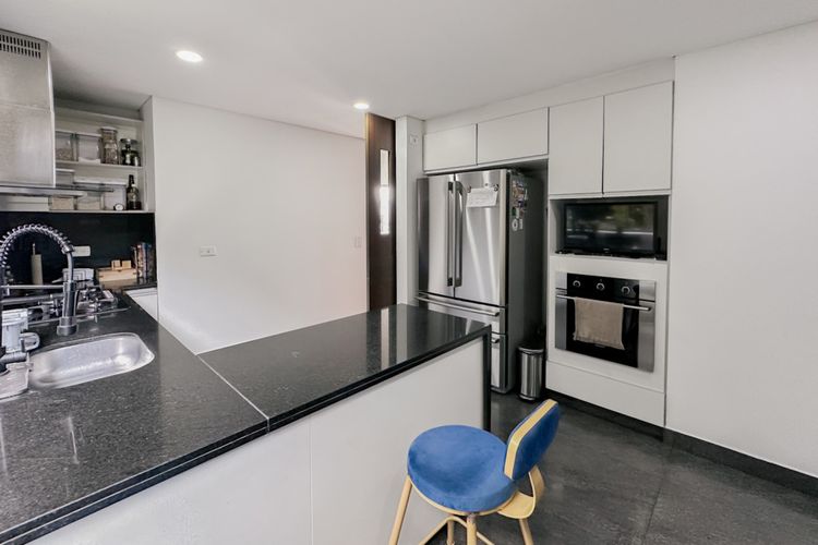 Apartamento de 3 alcobas en venta en Club De Los Lagartos, Bogotá, 155 m² · foto 8 de 24