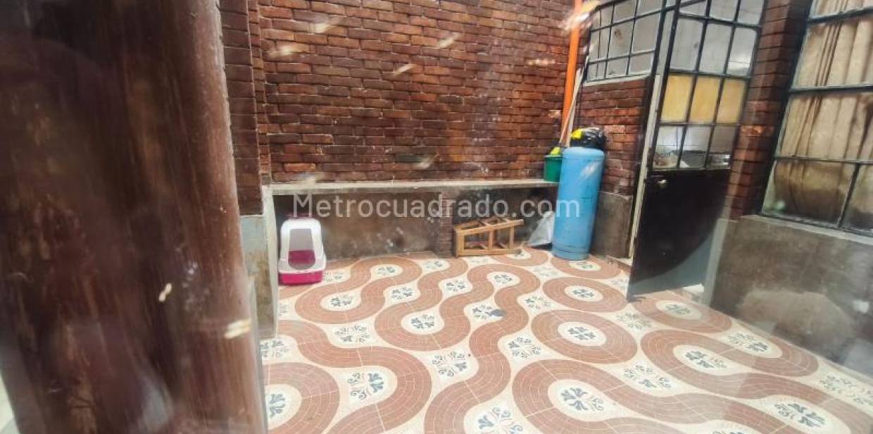 Casa en venta en Eduardo Santos, Bogotá · foto 6 de 17