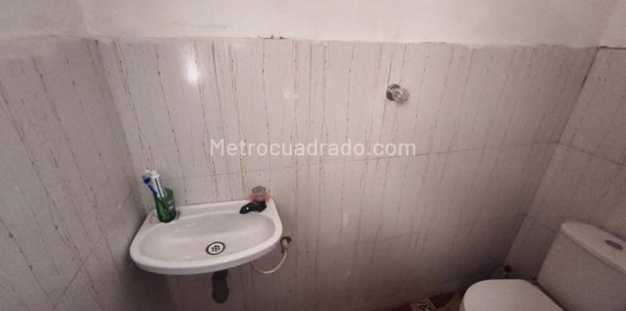 Casa en venta en Eduardo Santos, Bogotá · foto 17 de 17