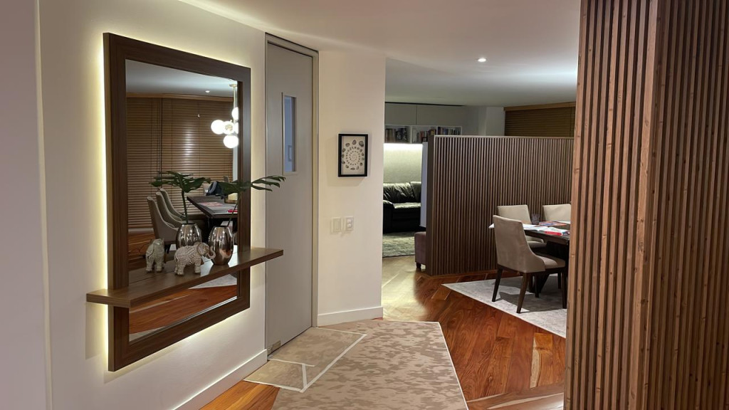 Apartamento en venta en Chicó Navarra, Bogotá · foto 10 de 24