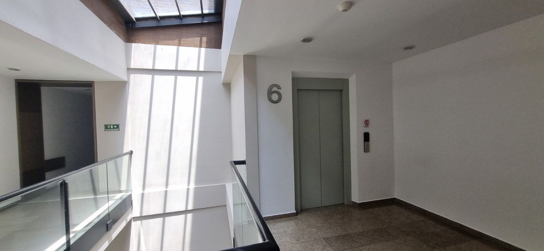 Apartamento de 3 alcobas en venta en Santa Paula, Bogotá, 154 m² · foto 8 de 21