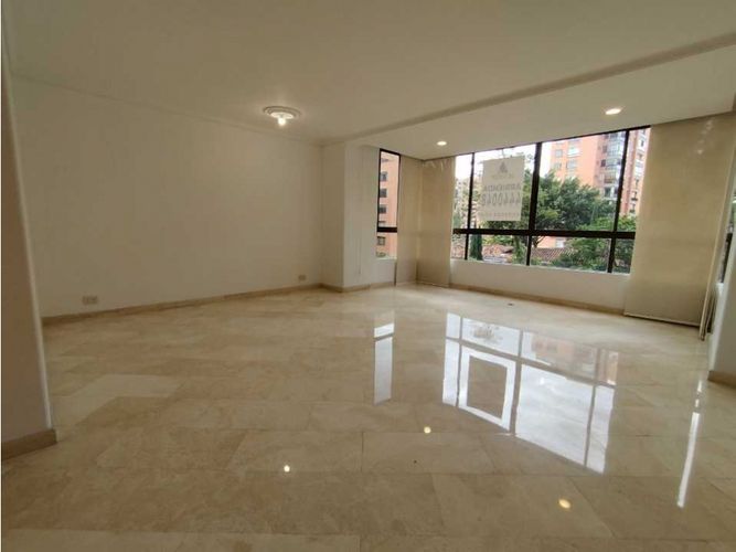 Apartamento de 4 alcobas en arriendo en Alejandría, Medellín, 210 m² · foto 4 de 24