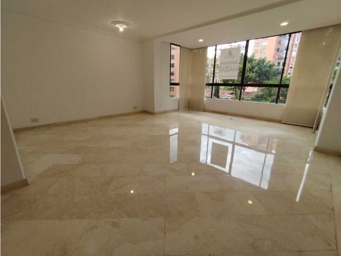 Apartamento de 4 alcobas en arriendo en Alejandría, Medellín, 210 m² · foto 5 de 24