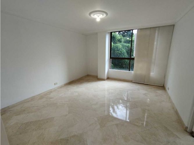 Apartamento de 4 alcobas en arriendo en Alejandría, Medellín, 210 m² · foto 8 de 24