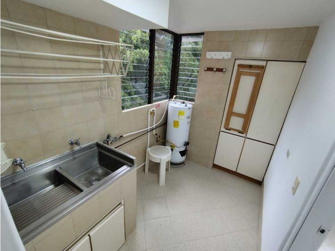 Apartamento de 4 alcobas en arriendo en Alejandría, Medellín, 210 m² · foto 13 de 24