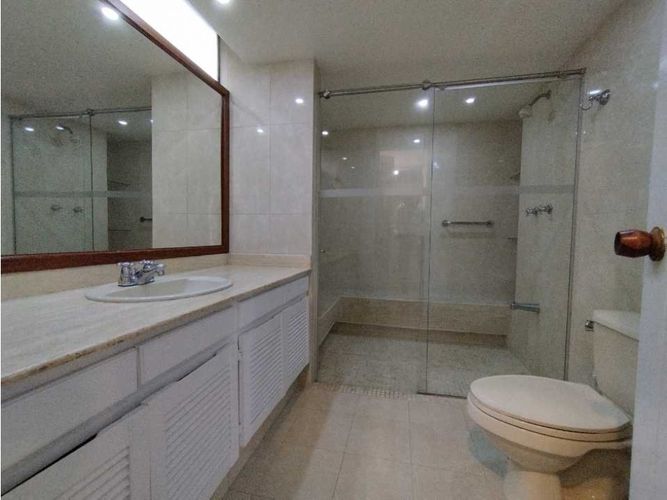 Apartamento de 4 alcobas en arriendo en Alejandría, Medellín, 210 m² · foto 20 de 24