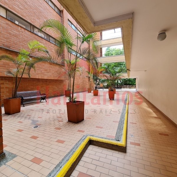 Apartamento en venta en Señorial, Envigado · foto 15 de 18