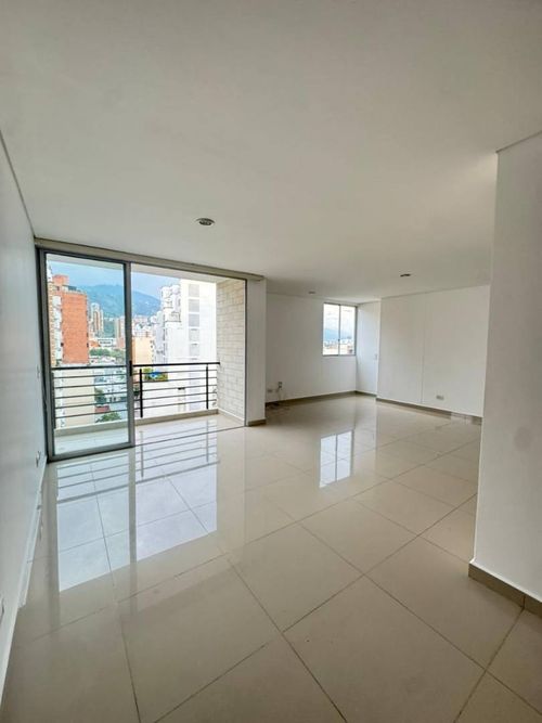 Apartamento de 2 alcobas en venta en Sotomayor, Bucaramanga, 83 m² · foto 2 de 14