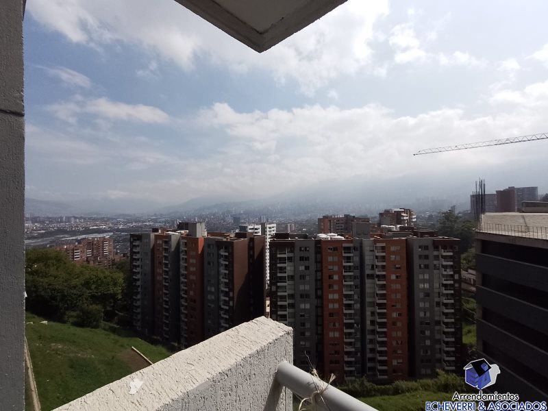 Apartamento en venta en La Cuenca, Envigado · foto 4 de 10