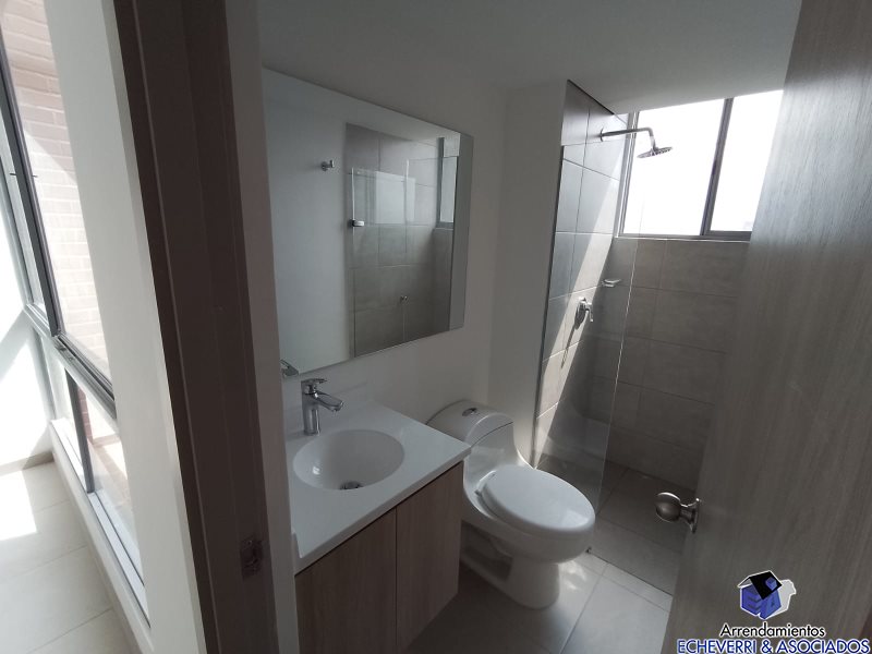 Apartamento en venta en La Cuenca, Envigado · foto 6 de 10