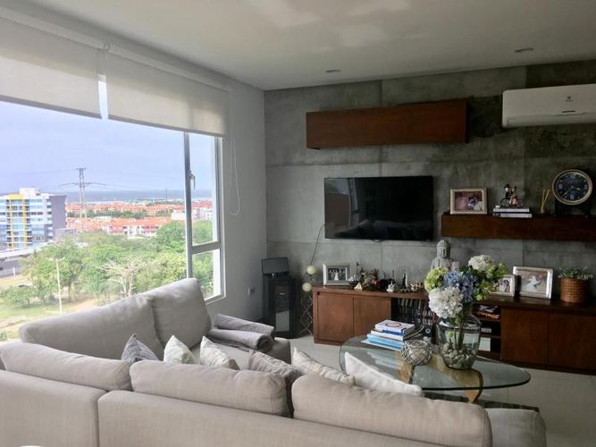 Apartamento de 2 alcobas en venta en Altos De Riomar, Barranquilla, 88 m² · foto 2 de 11