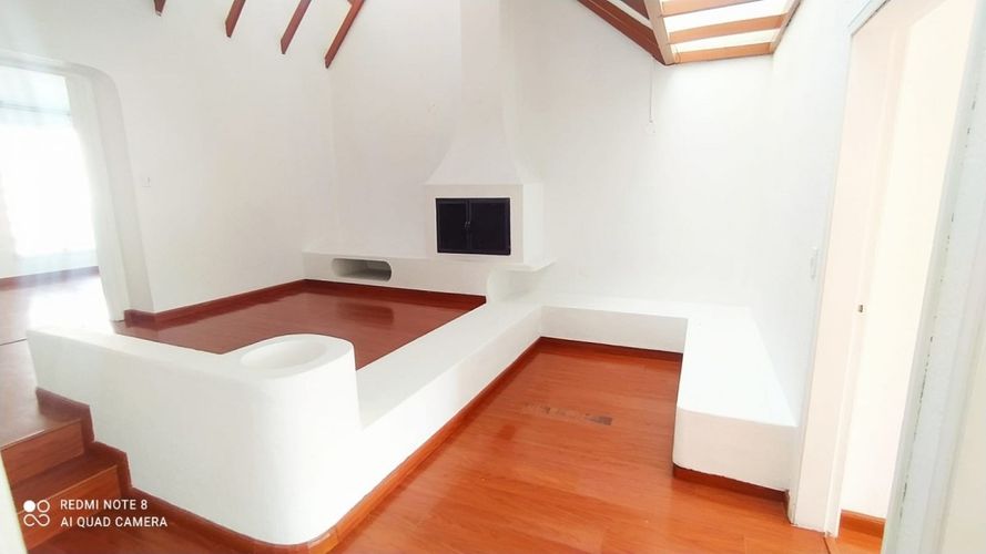 Casa de 4 alcobas en venta en Unicentro Bogotá, Bogotá, 500 m² · foto 2 de 24