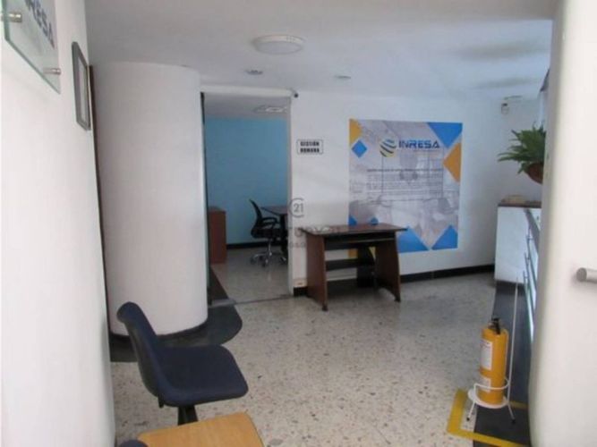 Edificio en arriendo en Popular, Cali, 430 m² · foto 11 de 24