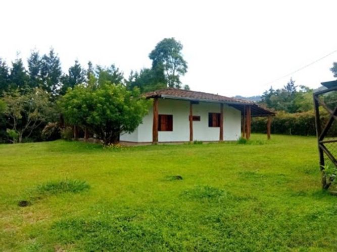Finca en arriendo en La Mosquita, Rionegro, 230 m² · foto 3 de 20
