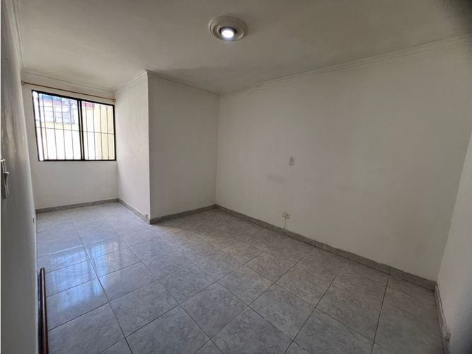 Apartamento de 4 alcobas en arriendo en Laureles, Medellín, 98 m² · foto 13 de 13