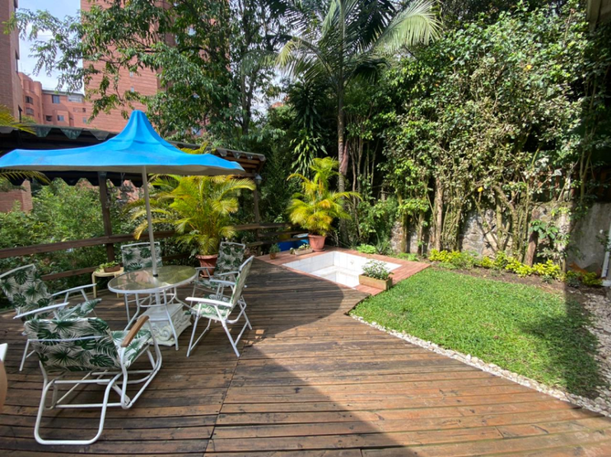 Casa de 4 alcobas en venta en El Tesoro, Medellín, 400 m² · foto 11 de 14