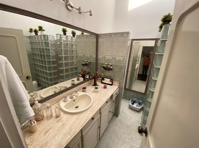 Casa de 4 alcobas en venta en El Tesoro, Medellín, 400 m² · foto 12 de 14