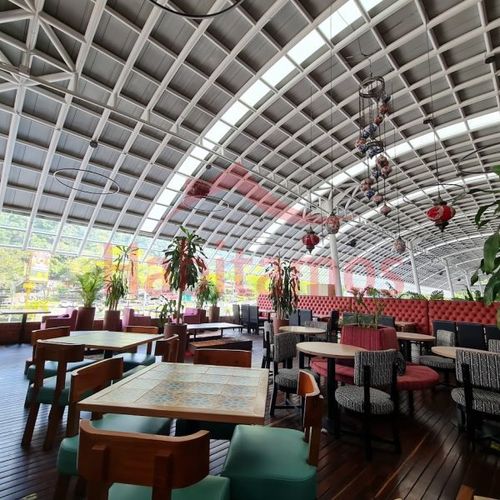 Local en arriendo en El Poblado, Medellín, 111 m² · foto 10 de 16
