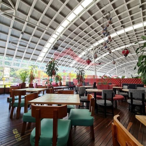 Local en arriendo en El Poblado, Medellín, 111 m² · foto 11 de 16