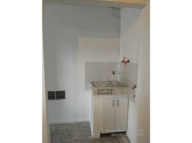 Apartaestudio en arriendo en Urbanizacion Manesa, Medellín, 40 m² · foto 4 de 14