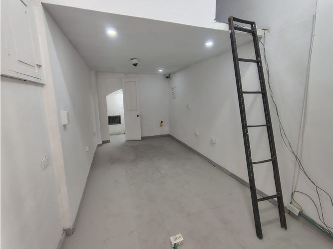 Local en arriendo en San Fernando Viejo, Cali, 30 m² · foto 6 de 14