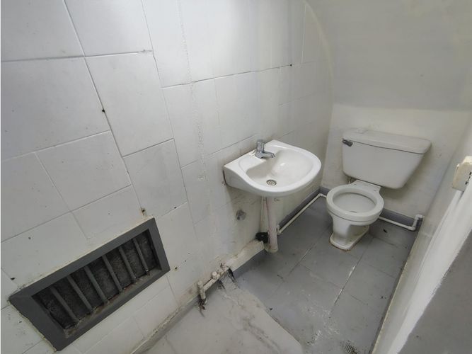 Local en arriendo en San Fernando Viejo, Cali, 30 m² · foto 13 de 14