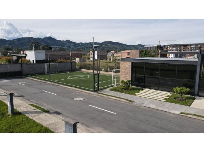 Lote en venta en La Ceja, 84 m² · foto 11 de 13