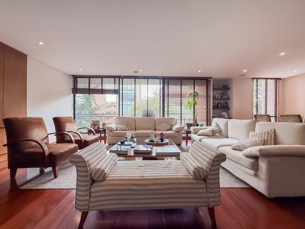 Apartamento en venta en La Cabrera, Bogotá · foto 2 de 17