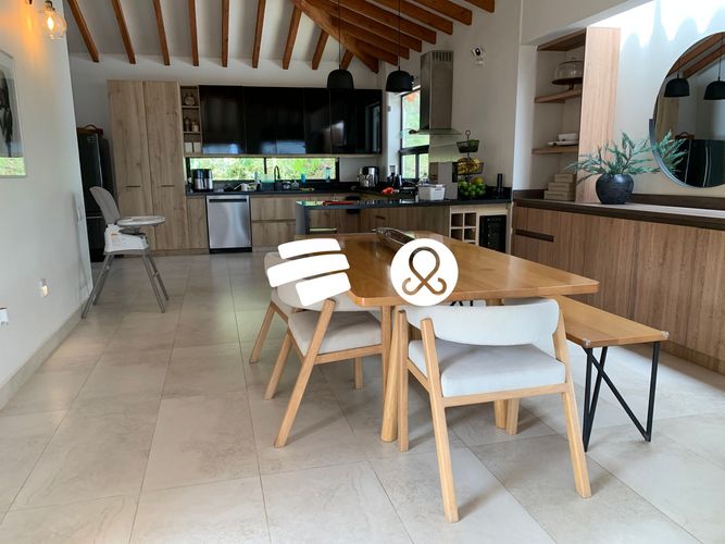 Casa de 3 alcobas en venta en Sajonia, Rionegro · foto 3 de 9