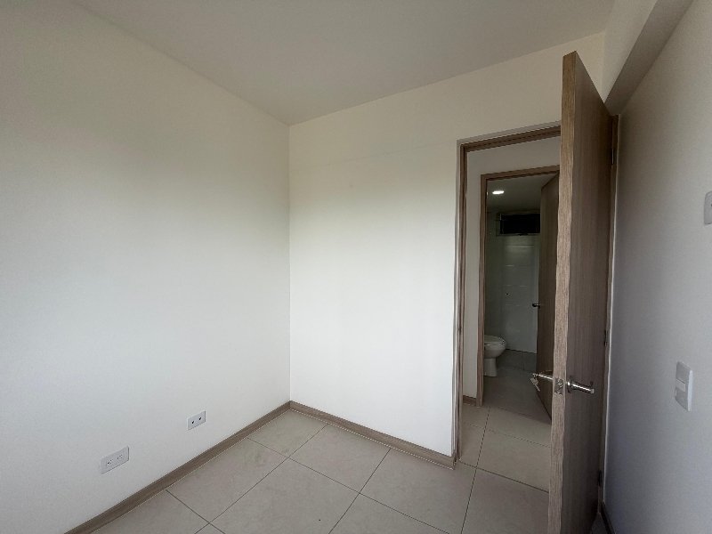 Apartamento en venta en Alcaravanes, Marinilla · foto 11 de 13