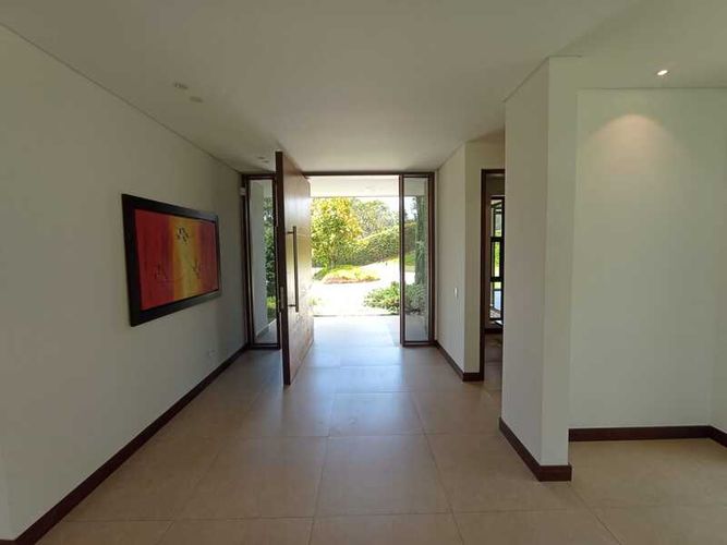 Casa de 4 alcobas en venta en Guamito, La Ceja, 450 m² · foto 7 de 24