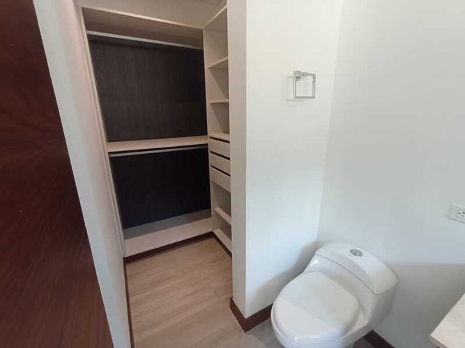 Casa de 4 alcobas en venta en Guamito, La Ceja, 450 m² · foto 21 de 24